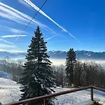 - Ueber Den Wolken *