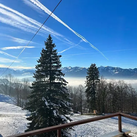 - Ueber Den Wolken *