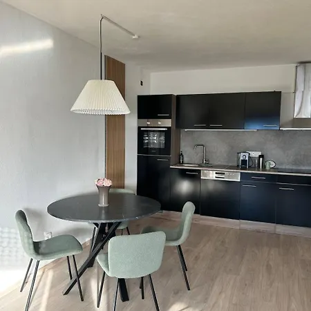 Apartment - Ueber Den Wolken